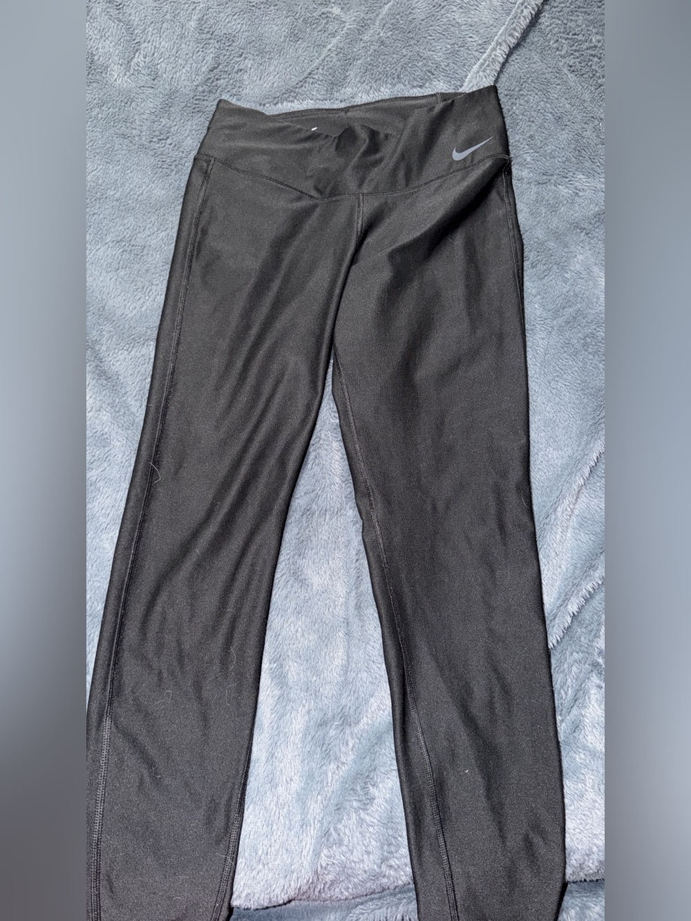 Nike Black High-Waist Performance Leggings with Swoosh